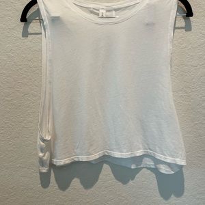 Lululemon crop top barely worn